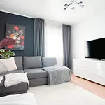 M-Style 01 Apartment Mit Terrasse Und Gasgrill, 24H Self-Check-In, Free Parking, Netflix